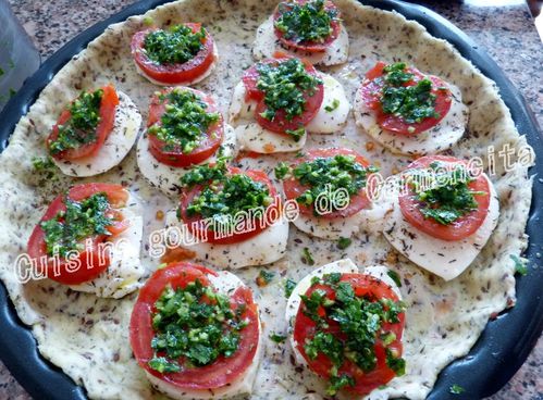 P1100931--2-pizza-mozzarella-border.jpg