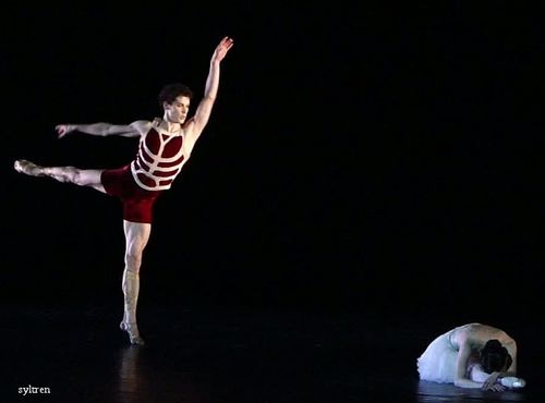 Stéphane Bullion et Clairemarie Osta dans Caligula par Syltren de Rêves impromptus