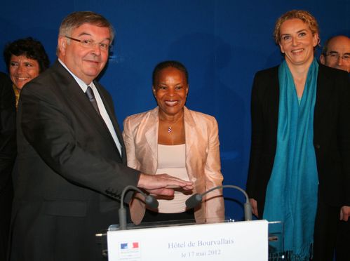 Mercier-Taubira-Batho-salle-de-reception-ministere.jpg