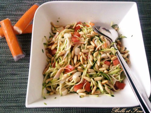 salade-courgettes-surimi-pignons-tomates.jpg