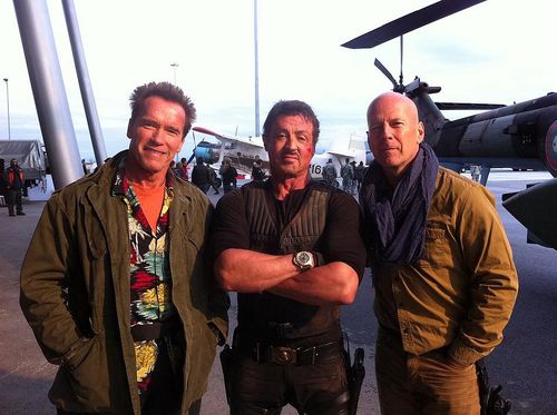 The-Expendables-2-Arnold-Schwarzenegger-Sylvester-Stallone-.jpg