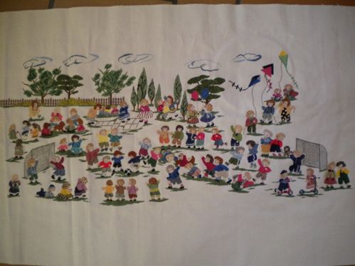 sal-100-enfants-fevrier-ensemble-2009.JPG