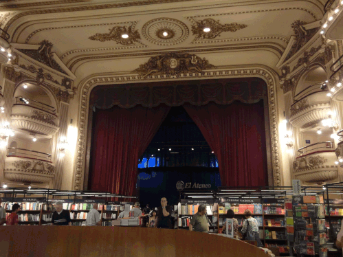Théâtre--librairie-Ateneo-1