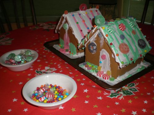 Gingerbread house 022