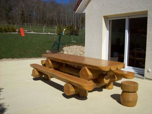 table jardin rondins