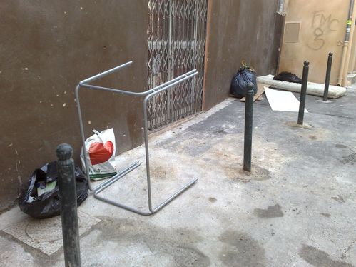 22012010433.jpg