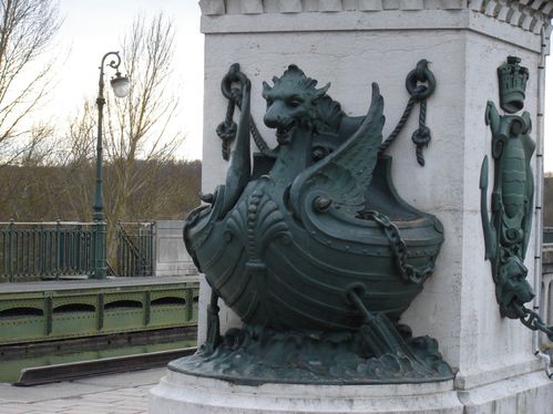 Une vasque du pont canal1748
