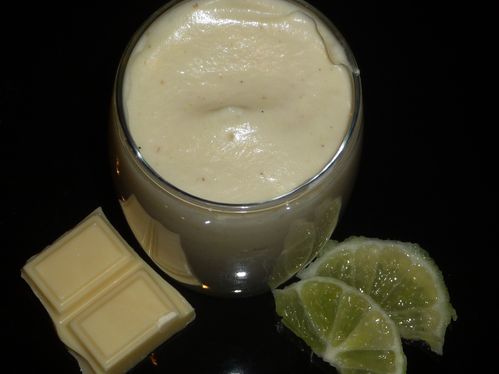 Mousse-chocolat-blanc-et-citron-vert.jpg