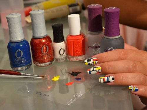 NailArt-Mondrian-1