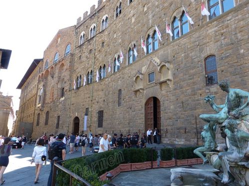 Florence Le palais Vecchio-border