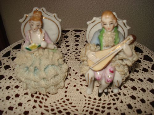 petites figurines en porcelaine (2)