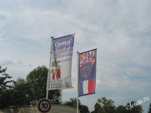 Aire Pont de l Arche 76 Jetelle Camping Car