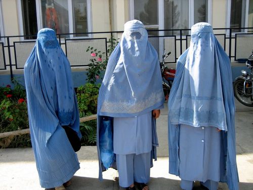 femme-burqa-france