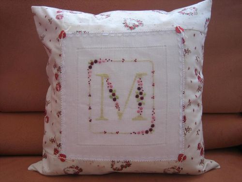 coussin M maman