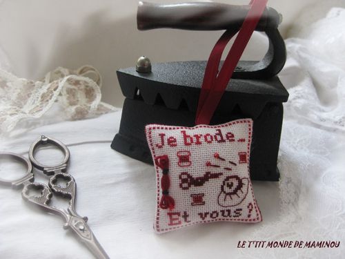MAMINOU-_JE_BRODE_ET_VOUS_2010-4-1-.JPG
