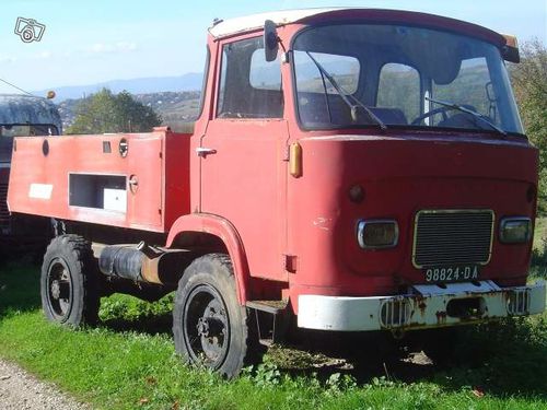 Hotchkiss-PL70_4x4.jpg