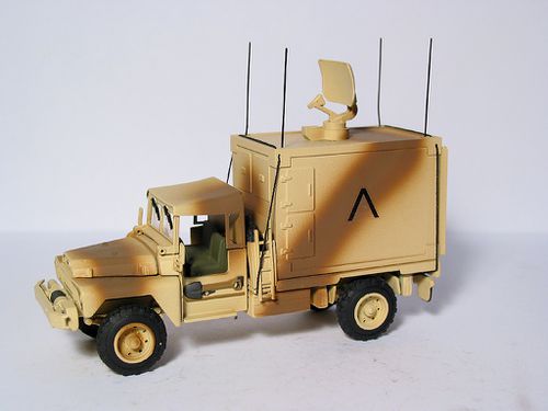 eh108_Acmat_radar_4x4_sable-copie-1.jpg
