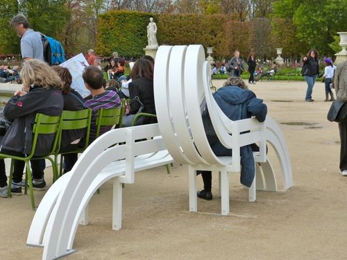 Fiac Tuileries Jeppe Hein benches 0