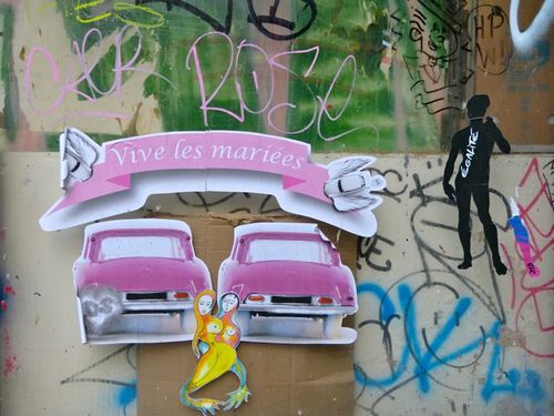 mariage pour tous rose street-art