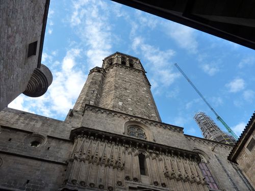 Cathedrale-exterieur-2.jpg