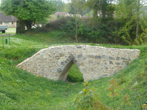 Motte-féodale-Pont-sur-Fossé-Avrilly-Eure