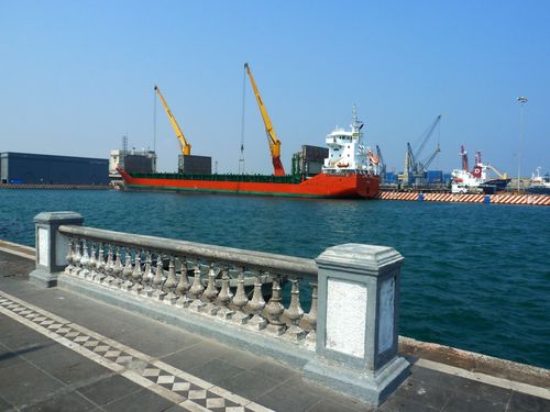red-boat-veracruz.JPG
