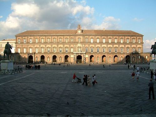 Palais-Royal-de-Naples.jpg