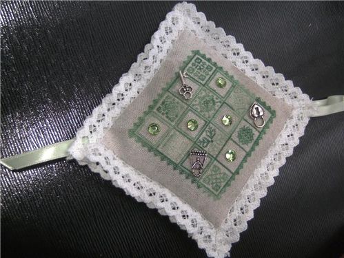 BRODERIE 5NOEL ° DE MARLENE