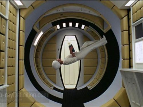 2001-l-odyssee-de-l-espace-07