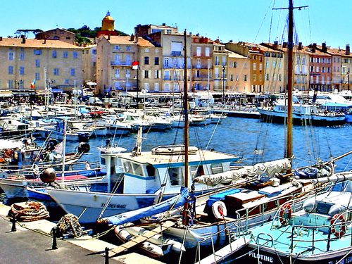 2899 SAINT TROPEZ un coin du Port