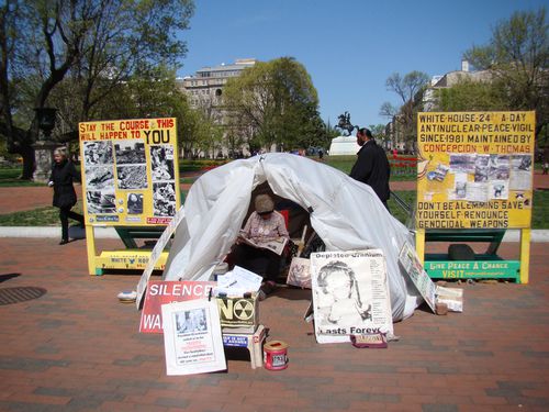 0217-WASHINGTON-Manif.antinucleaire.jpg