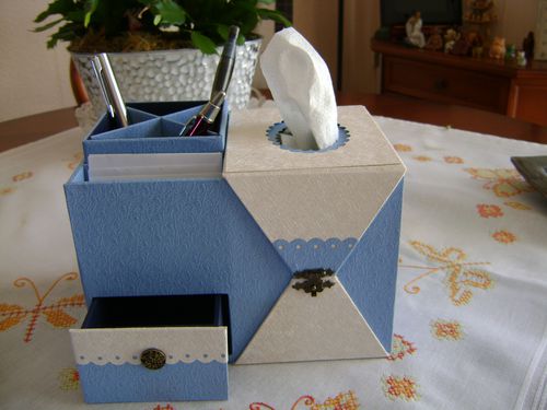 boîte à mouchoirs de bureau Yvette