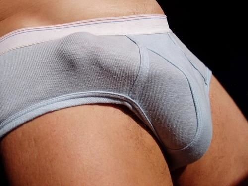 grosse bosse dans le slip gay teen 15 grosse bosse dans le slip gay teen 15