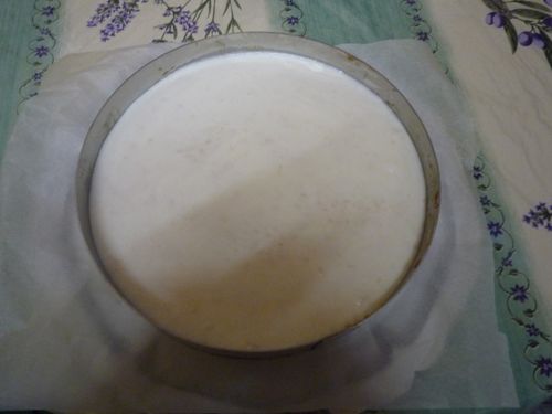 Dacquoise aux litchis 004