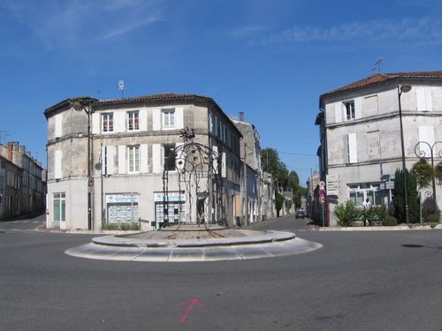 Cognac-3.jpg
