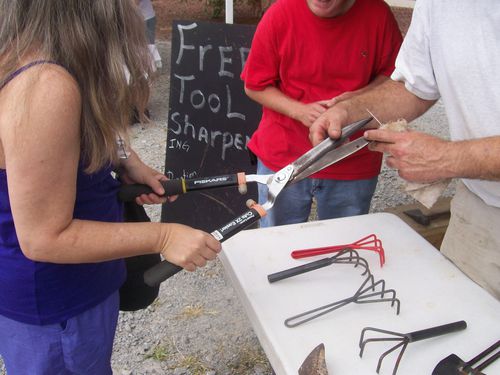 Market sharpener (1)