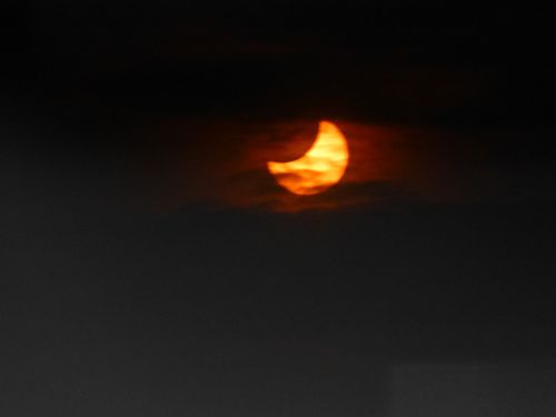 Eclipse-Soleil-S.Pedurthe.JPG