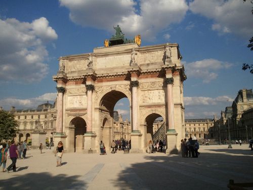 Le Carrousel du Louvre