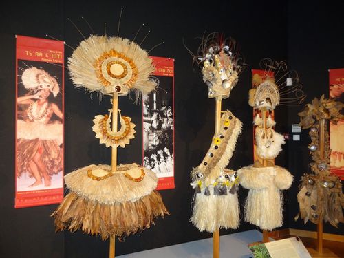 2012-06-21 Musée des iles - costumes de danse (5)