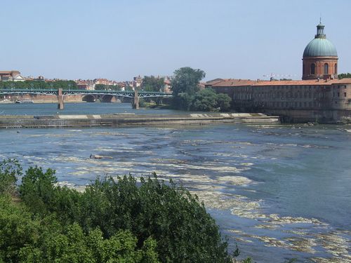 La Garonne au Bazacle à Toulouse