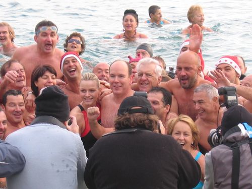 BAIN-DE-NOEL-A-MONACO 0433