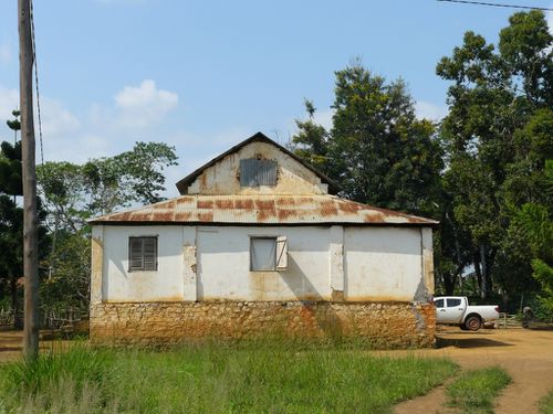 loudima-maison-coloniale-côté