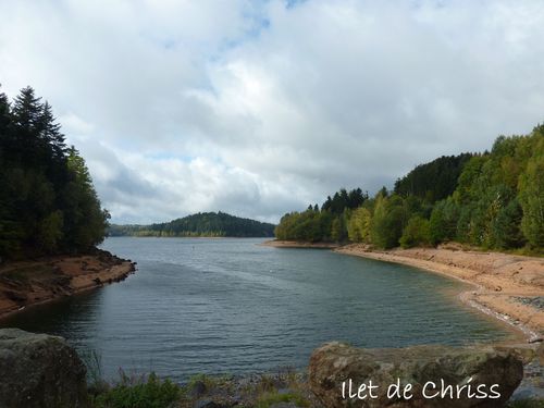 CELLES LAC PIERRE PERCEE IDC