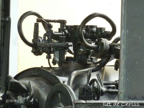 LA 030 détail 2jpg