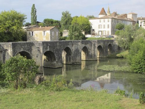 Barbaste-pont-roman--2-.jpg