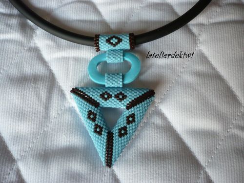 Collier 3D Turquoise -chocolat 2