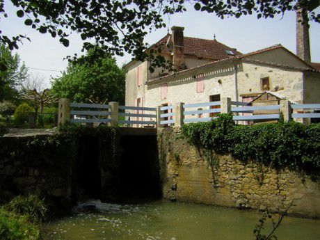 314652-Moulin_de_moustelat_internet.jpg