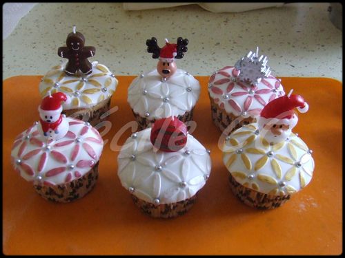 simplissimes-cupcakes-de-Noel-1.4.jpg
