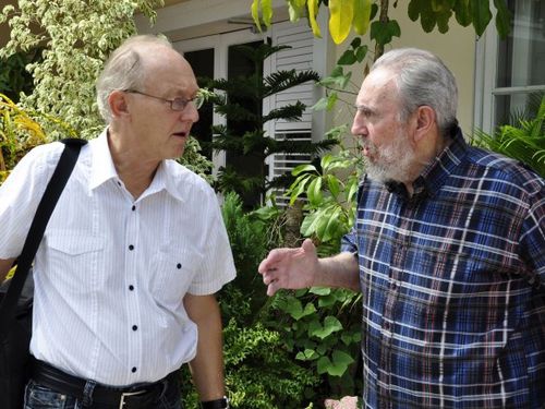 fidel-castro-y-michel-chossudovsky-2-580x435-copie-1.jpg