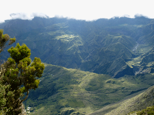 piton-maido-mafate-500PX.gif